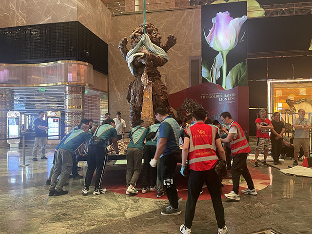 MGM